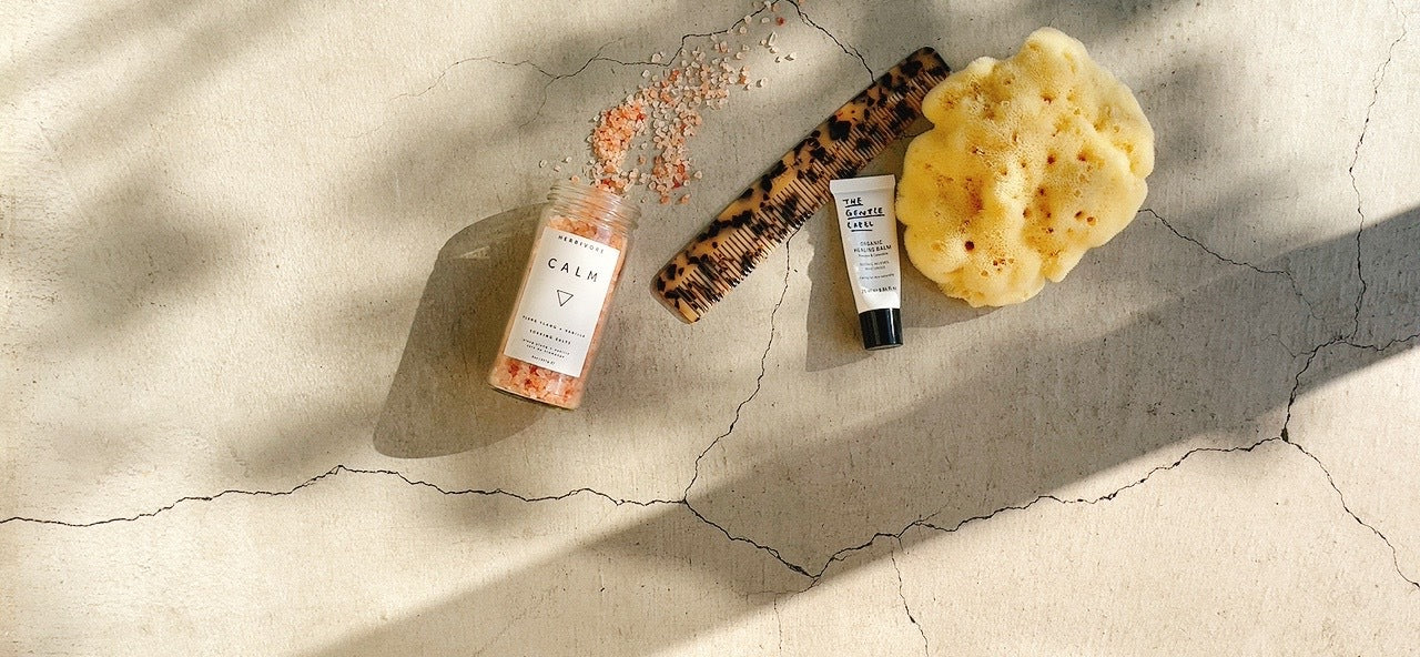 STAFF愛用の贈り物にしたいアイテム(スキンケア編)