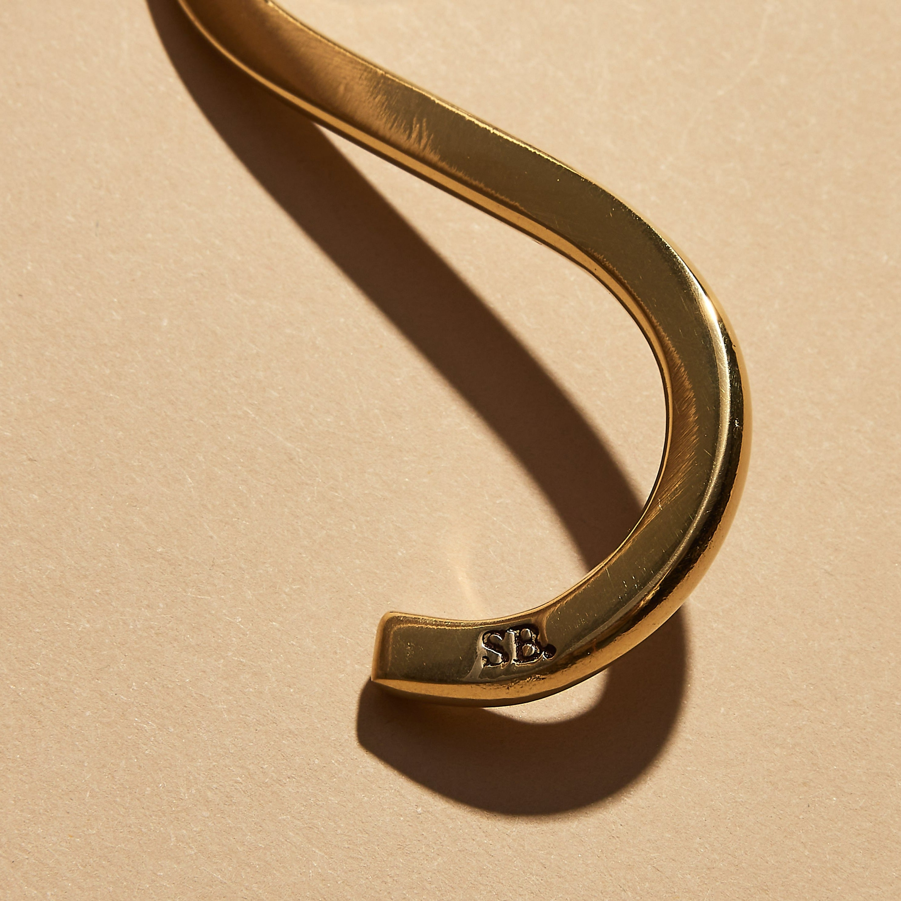 微妙的身体黄铜香炉 (i)