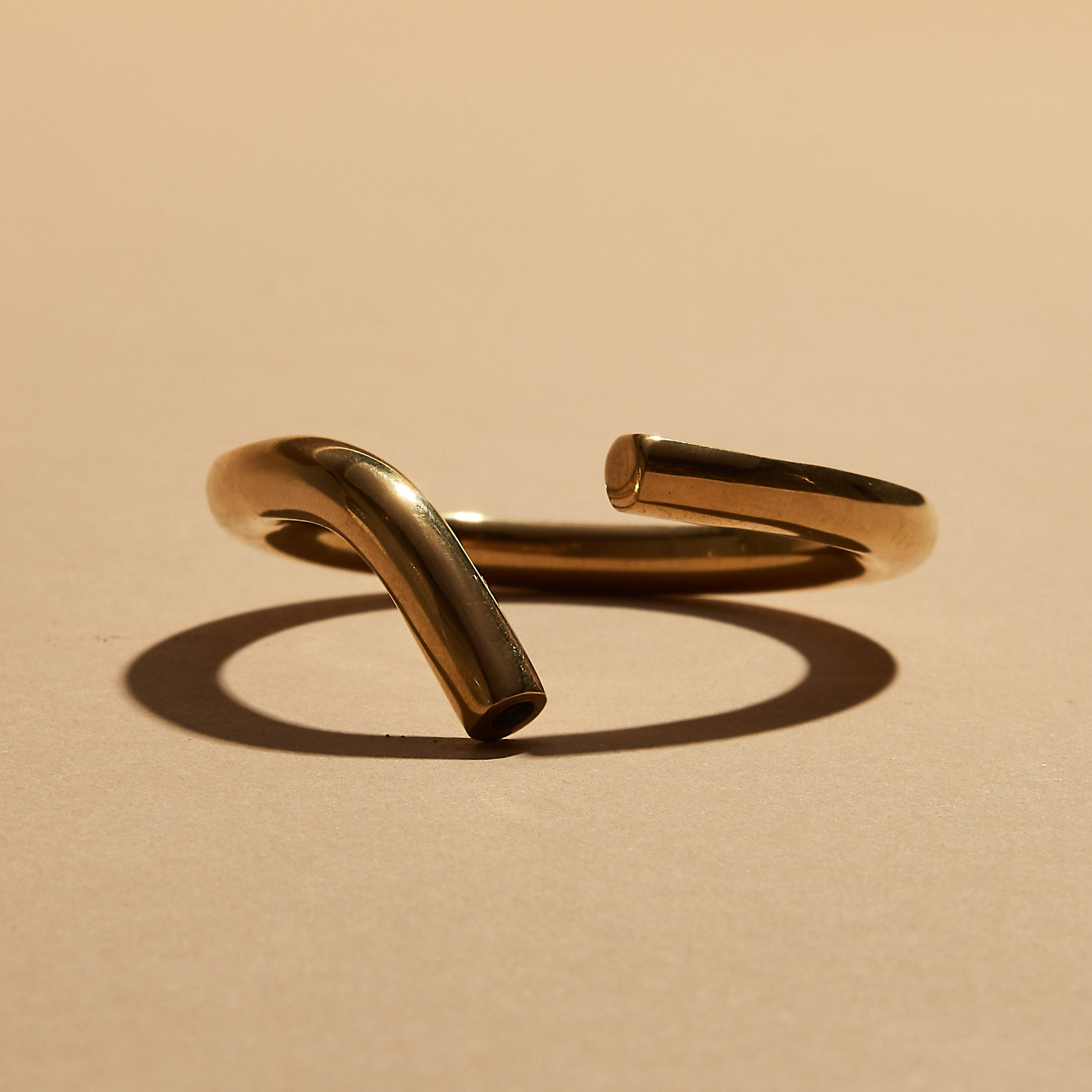 微妙的身体黄铜香炉 (iii)