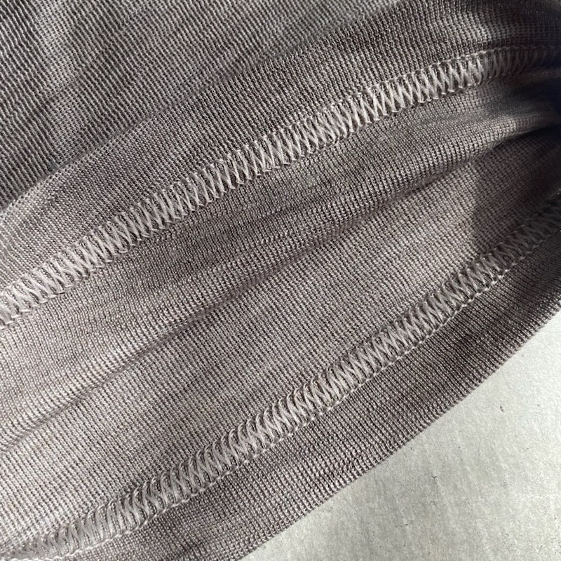 Joha ウール・シルク ハーフレギンス(ベージュ)