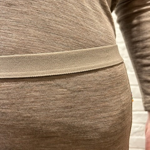 Joha ウール・シルクレギンス(セサミK)