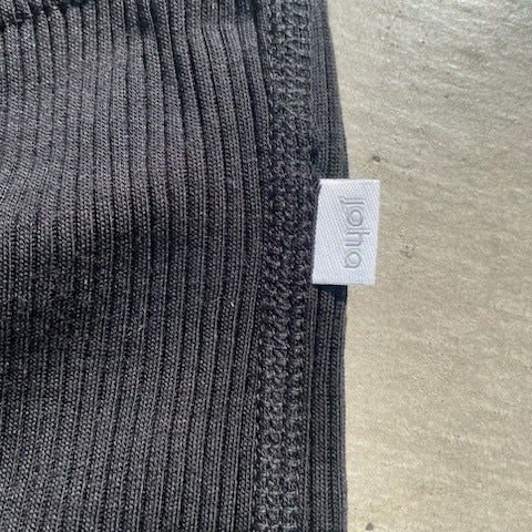 Joha ウール・シルク ハーフレギンス リブ レース(ブラック)