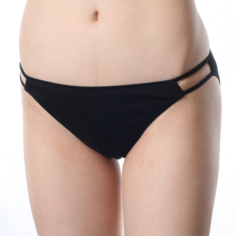 Souple Luz W Strap Shorts Black