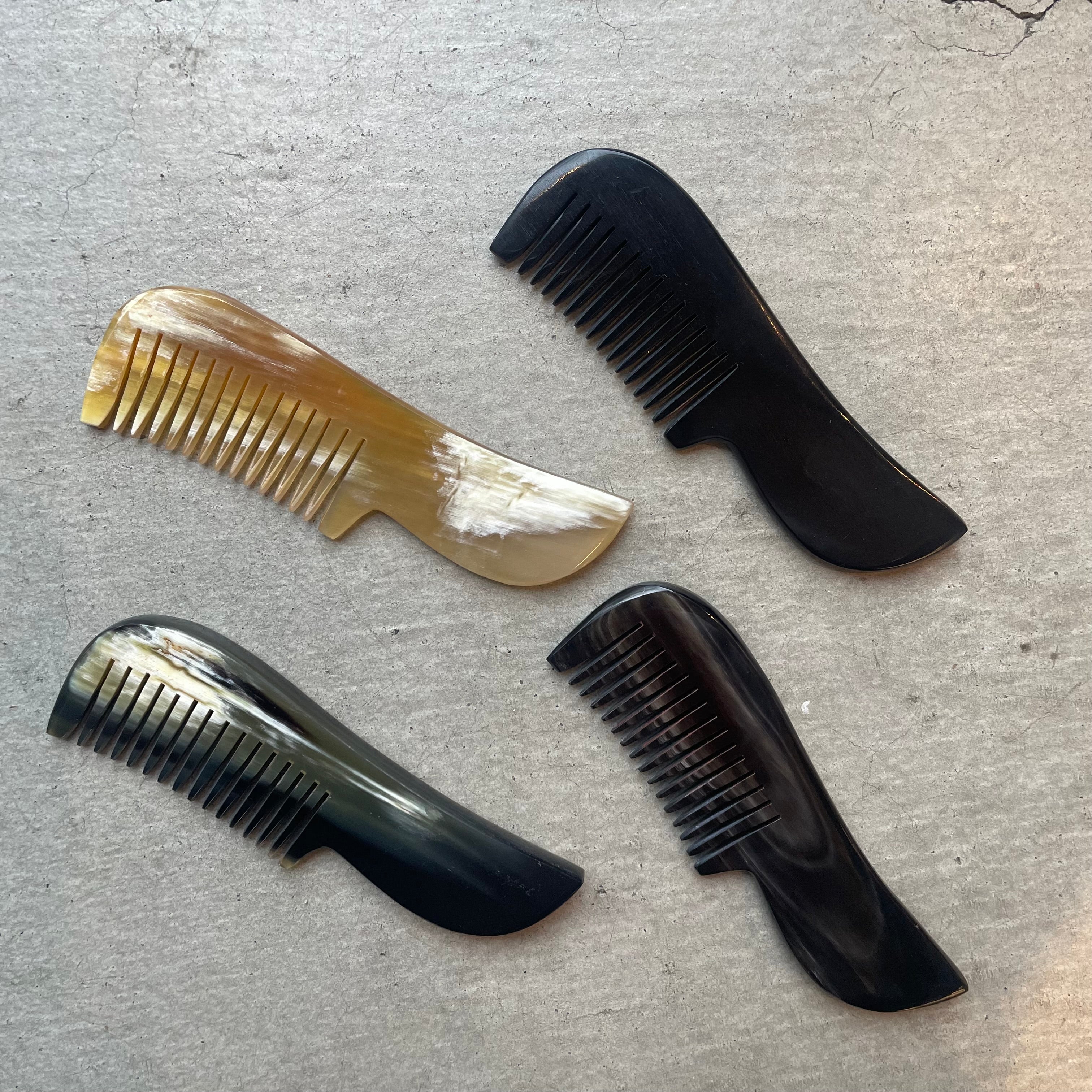 ナチュラル KOSTKAMM 水牛コーム 水牛の角でできたヘアコーム ヘアコーム 商品イメージ