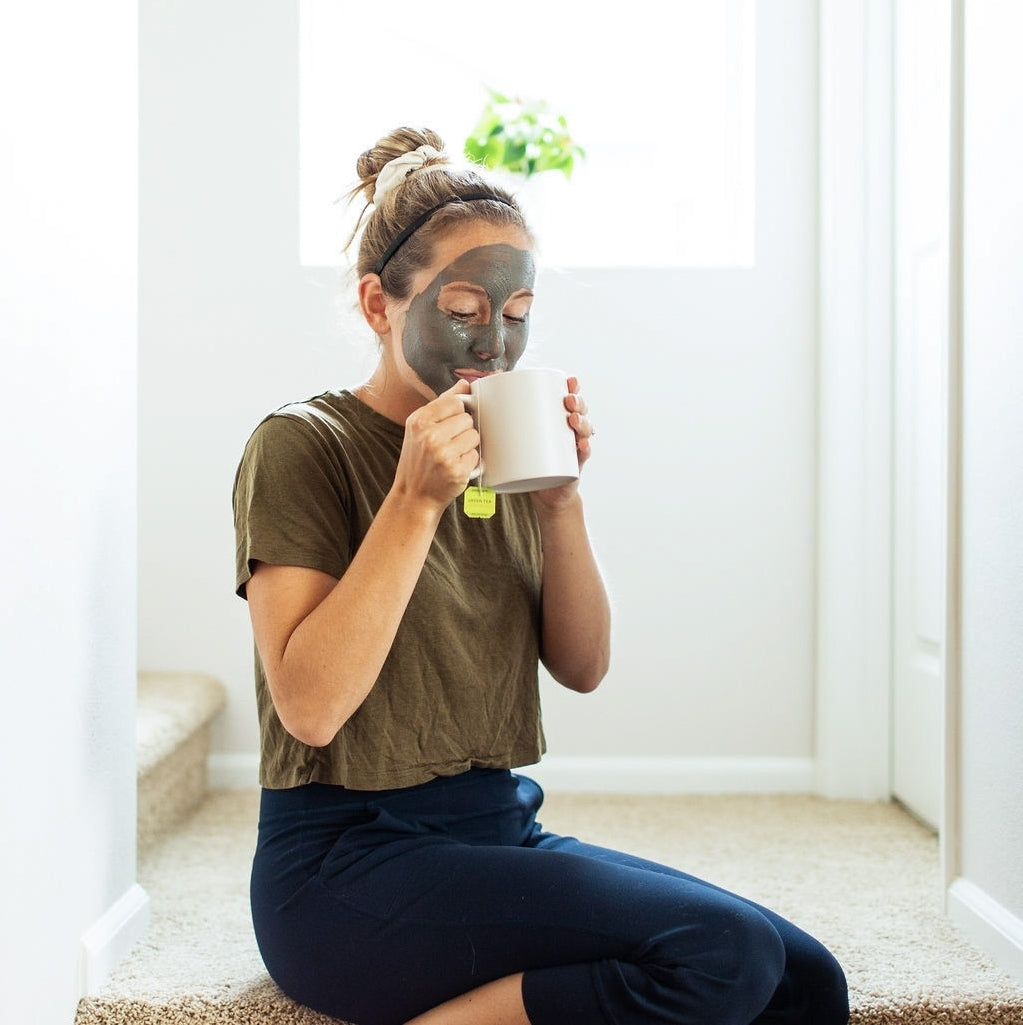 URB APOTHECARY Clay Mask (Charcoal Gray)