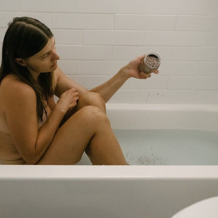 URB APOTHECARY Mineral Bath Salt (Lavender Scent)