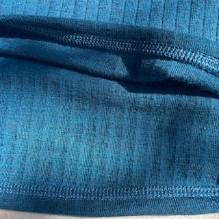 Joha ウール リブブラウス（ディープブルーK）