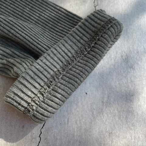 Joha ウール・シルク アンダーシャツ（オリーブ）