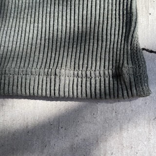 Joha ウール・シルク アンダーシャツ（オリーブ）