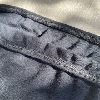 Joha ウール マキシブリーフ (ブラック）