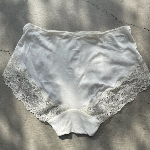 【期間限定11/21-12/14】Souple Luz バックレースショーツ オフホワイト