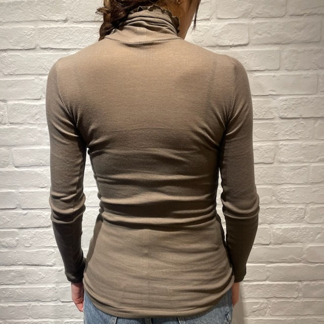【期間限定11/21-12/14】Souple Luz コットンカシミヤリブ タートルネックロングスリーブTシャツ