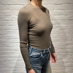 【期間限定11/21-12/14】Souple Luz コットンカシミヤリブ タイトクルーネックTシャツ オリーブドラブ