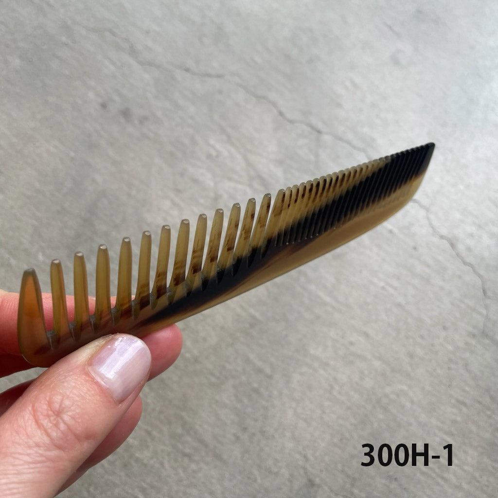 KOSTKAMM ヘアドレッシングコーム（ワイド×ナロウ）/ 300H