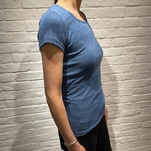 ナチュラル ヨハ メリノウール シルク Tシャツ レディース 着画サイド全体