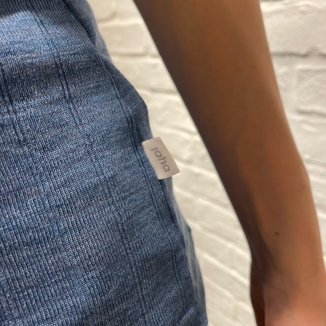 ナチュラル ヨハ メリノウール シルク Tシャツ レディース 着画タグ部分
