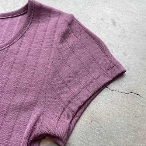 ナチュラル ヨハ メリノウール シルク Tシャツ レディース 袖ぐり部分