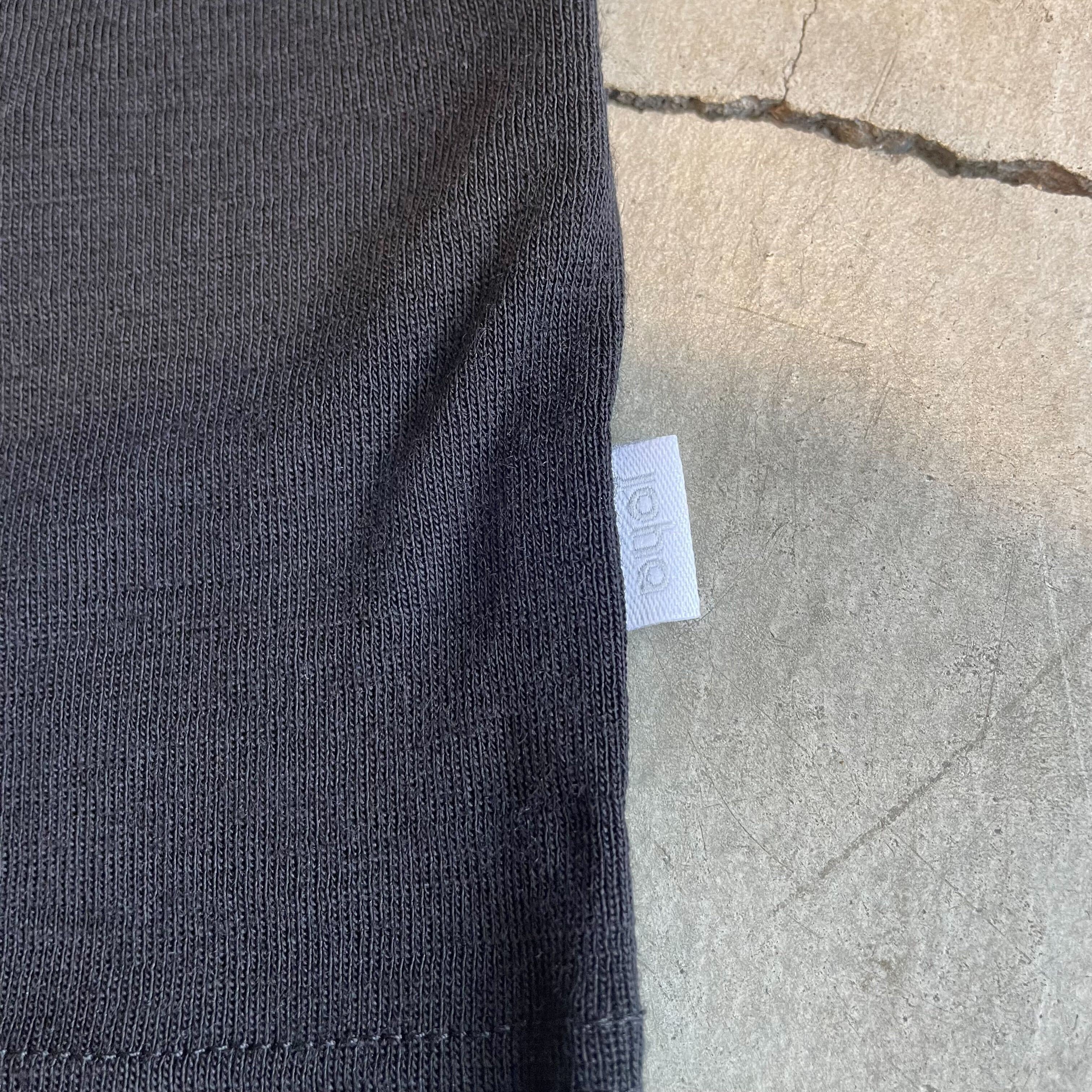 Joha wool sleeveless undershirt (Angora K)
