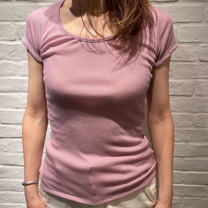 ナチュラル ヨハ メリノウール Tシャツ ベリー 吸湿発熱性 着心地が良い リブ 着画正面