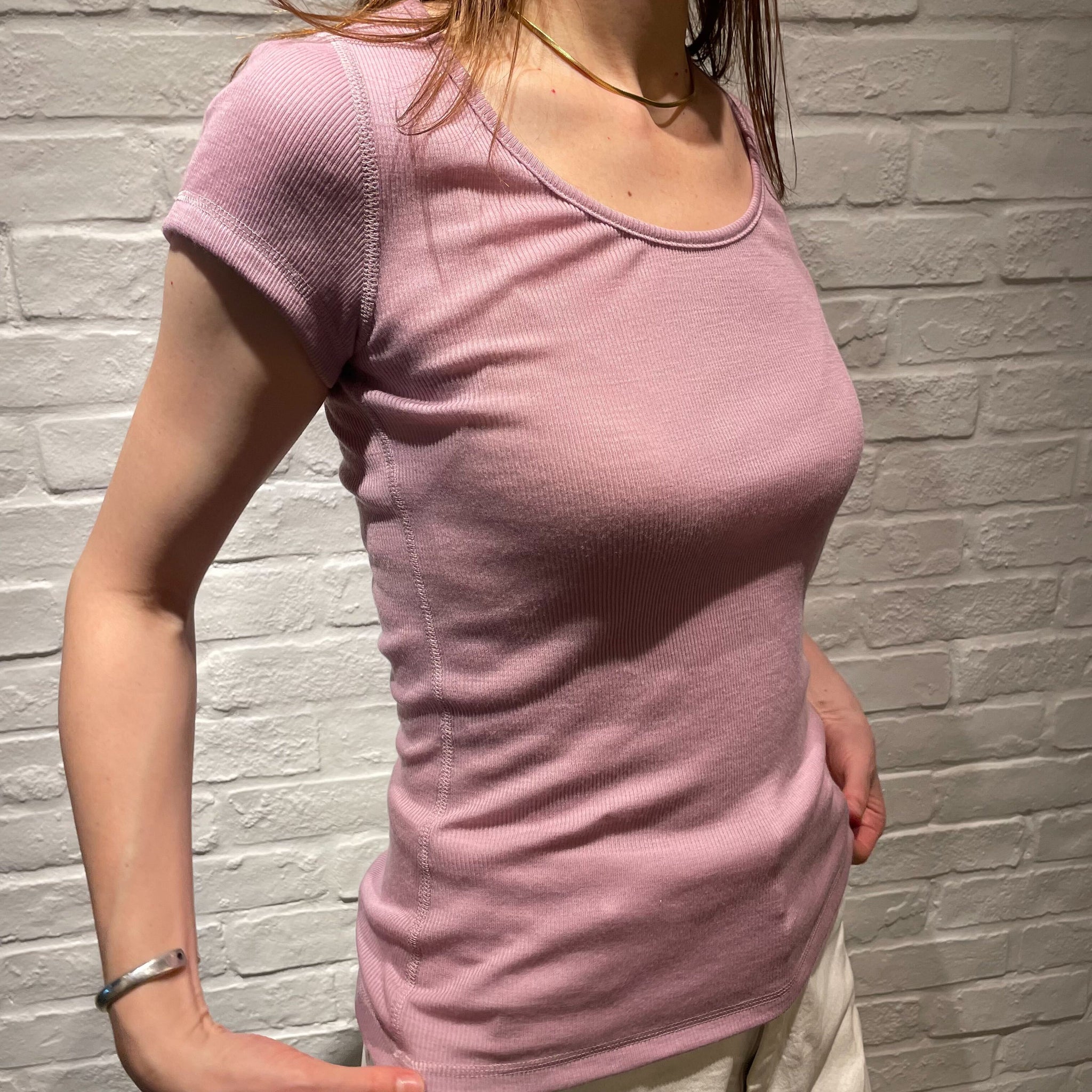 Joha ウール Tシャツ（ベリー）