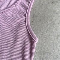 Joha ウール ノースリーブアンダーシャツ（ベリー）