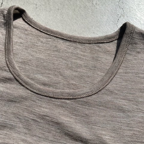 Joha ウール・シルク ブラウス（セサミ）