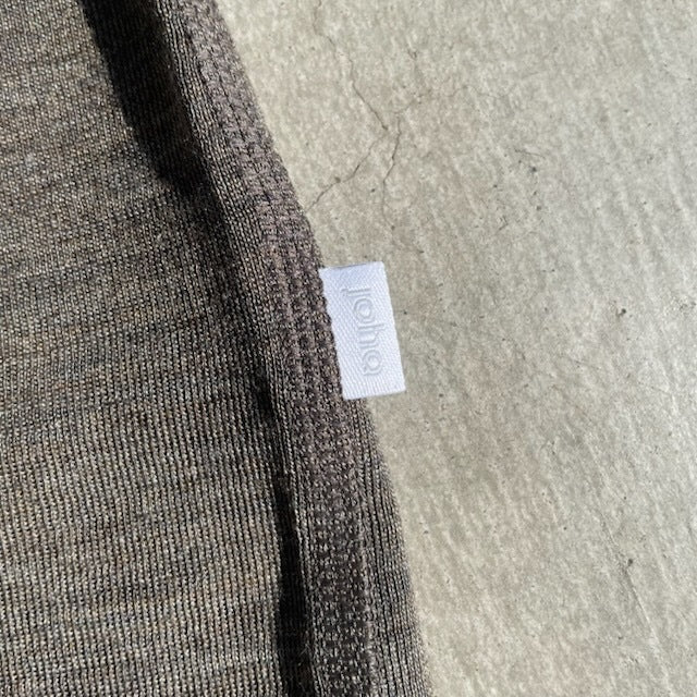 Joha ウール・シルク ブラウス（マッドブラウン）