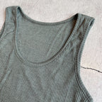 Joha wool and silk sleeveless undershirt (olive)